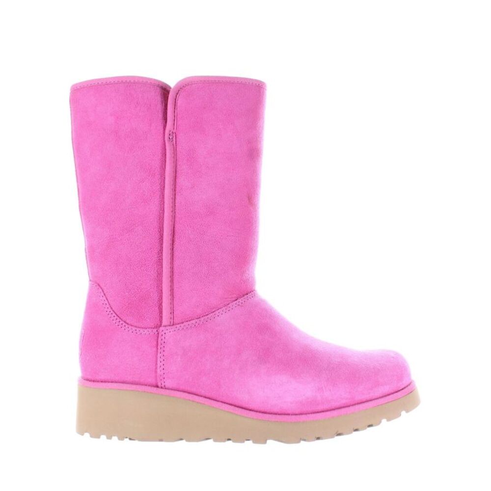 UGG Womens Amie Pink Fashion Boots Size 6.5 Medium (B, M)